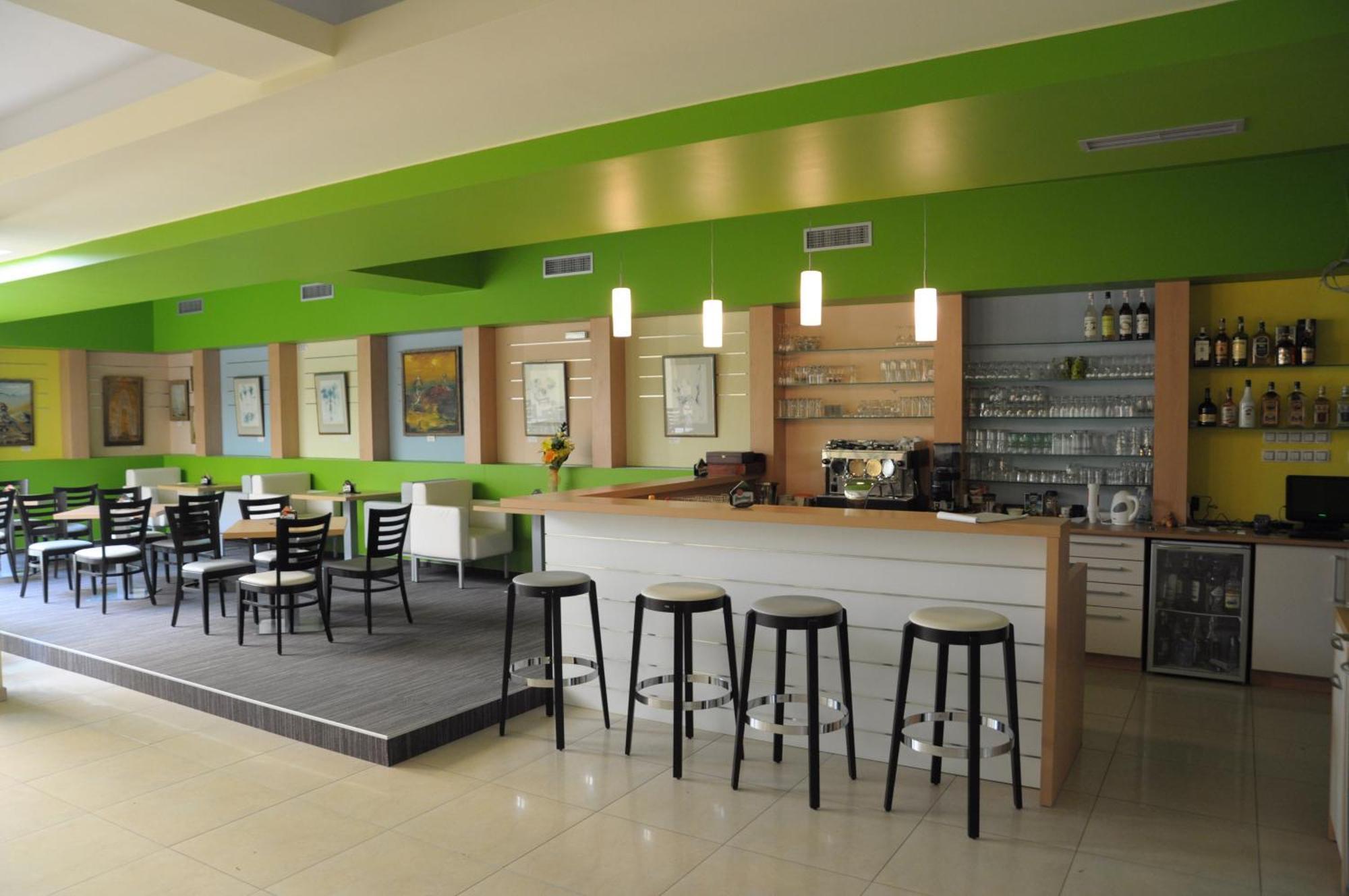 Hotel Kaskada Ledeč nad Sázavou Екстериор снимка